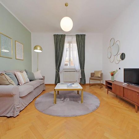 Ych-Comfortable 2 Bedrooms Flat Near Colosseum โรม ภายนอก รูปภาพ