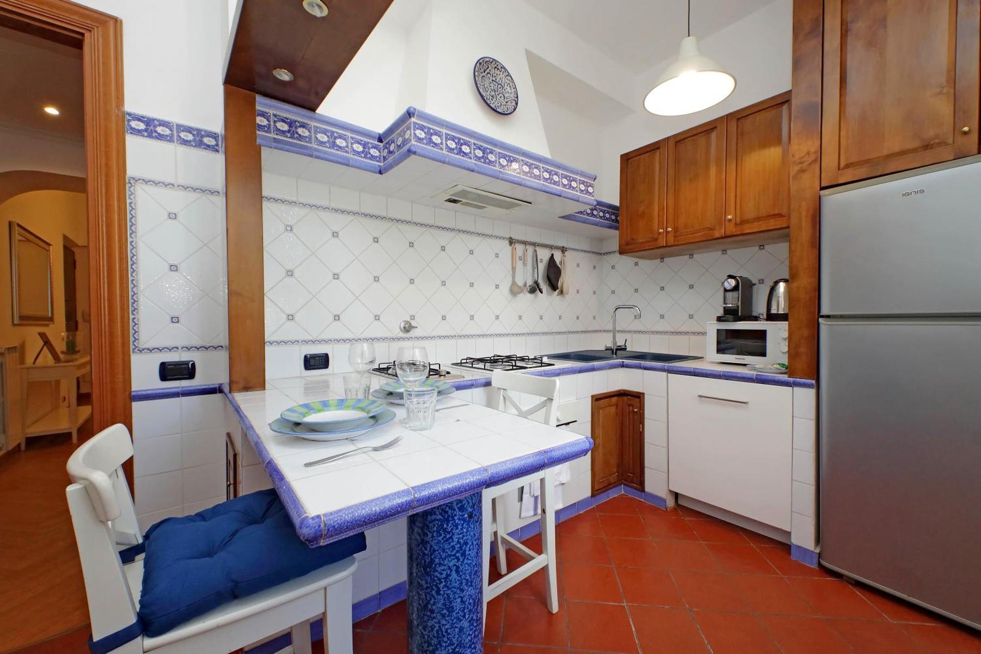 Ych-Comfortable 2 Bedrooms Flat Near Colosseum โรม ภายนอก รูปภาพ